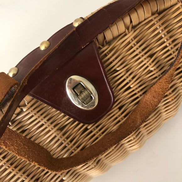 Vintage Handbags - HP VTG rattan handbag authentic 50’s tiki Luau